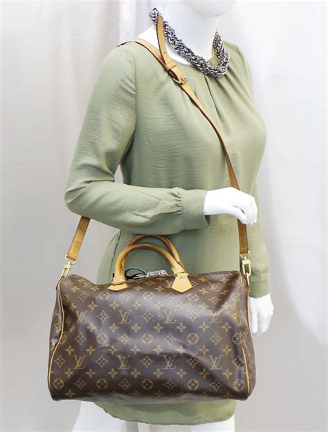 bandouliere 35 louis vuitton|speedy 30 bandouliere monogram.